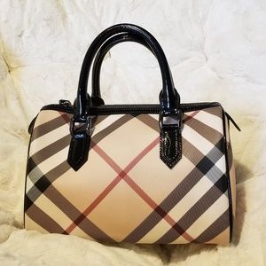 Burberry Chester Nova Boston Bag